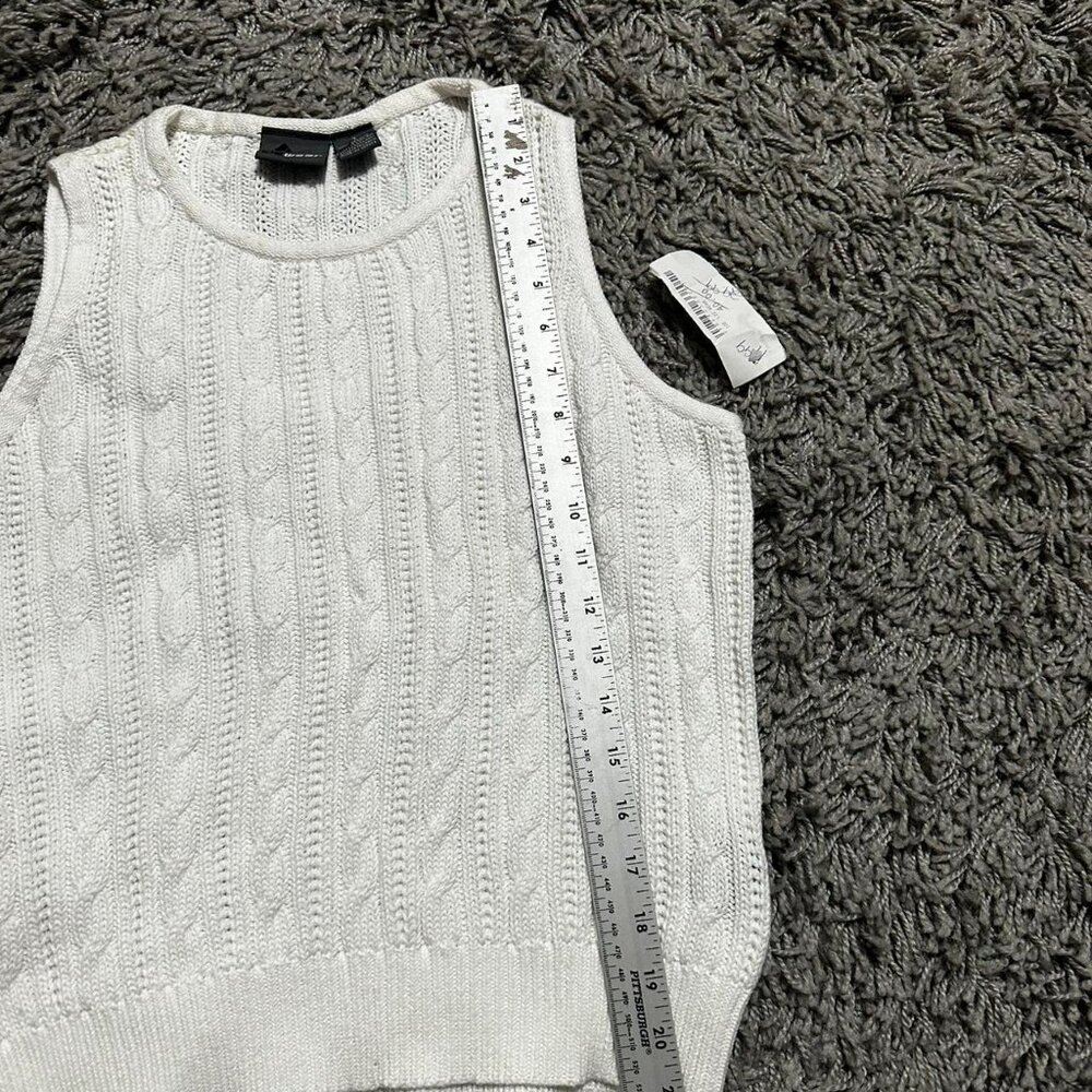 NWT Liz Wear Crochet Cable Knit Vest Size S - Picture 5 of 5